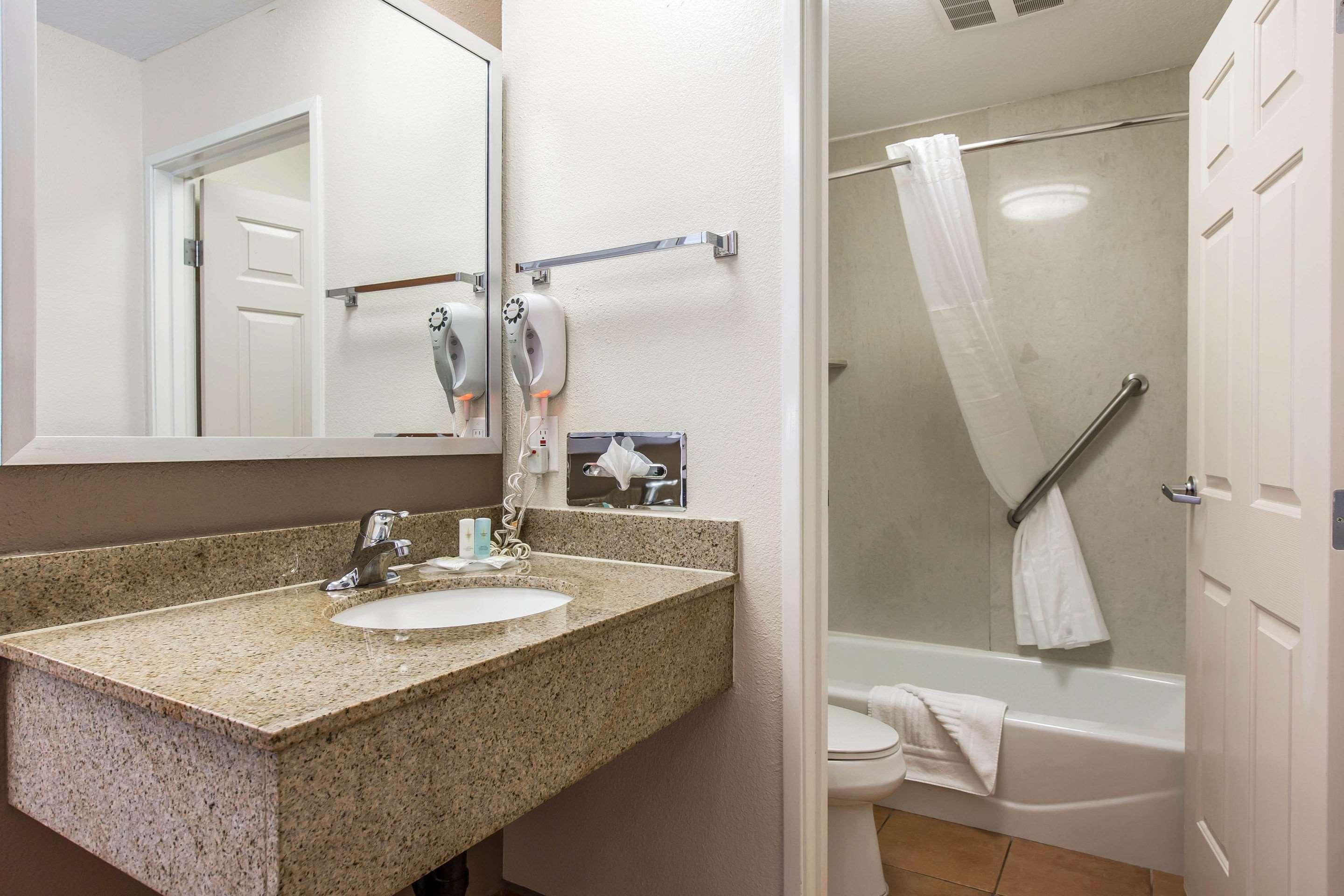 Comfort Inn Los Angeles Near Hollywood מראה חיצוני תמונה